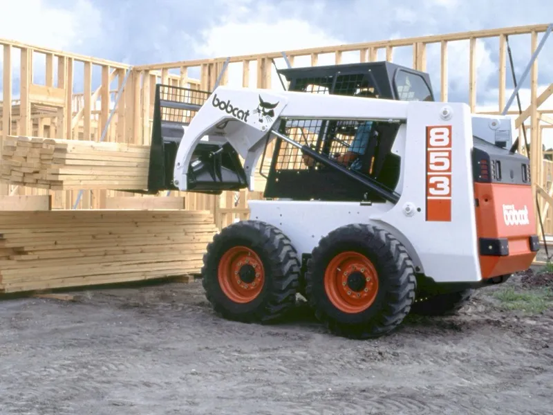 Bobcat 853