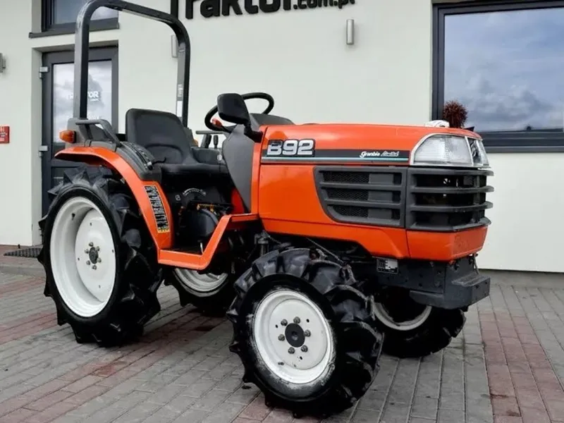 Kubota B92