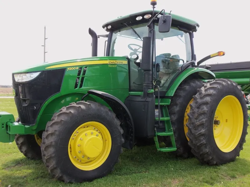 John Deere 7