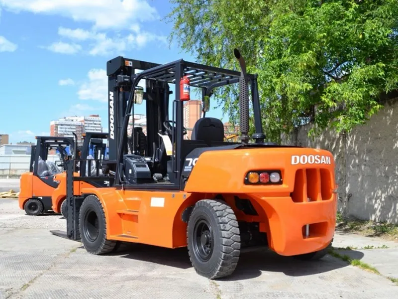 Doosan D70