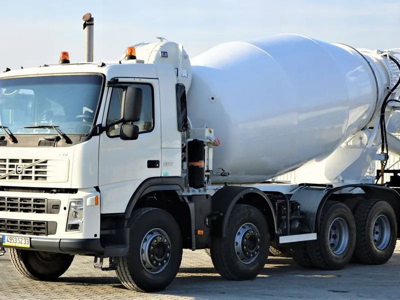 Volvo FM TRUCK 8×4