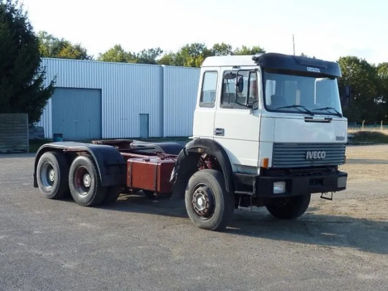 IVECO 330