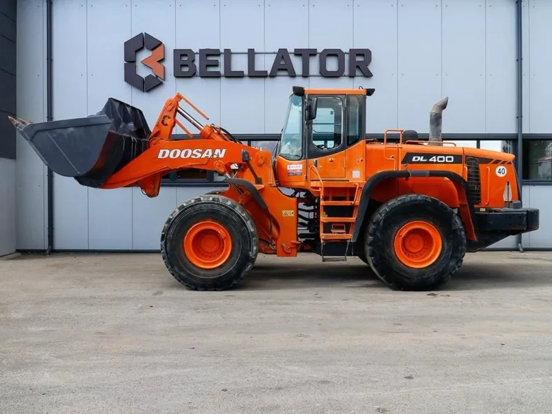 Doosan DL400