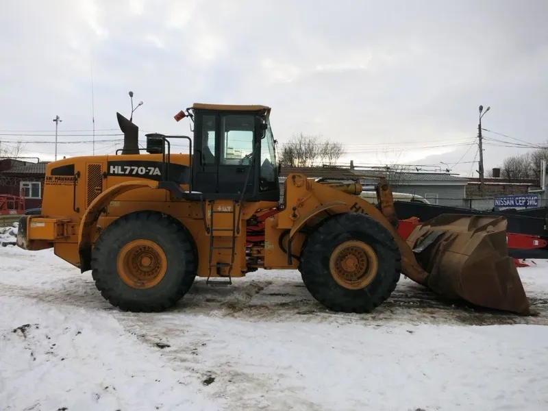Hyundai HL 770