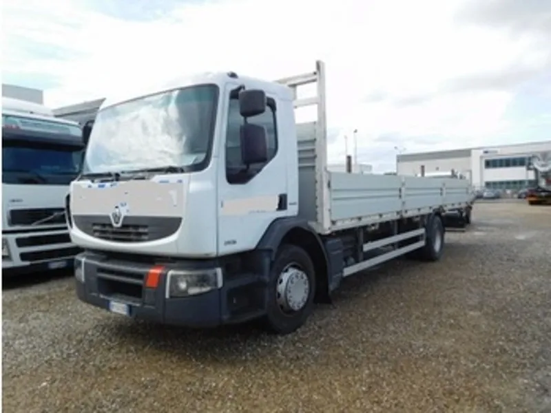 Renault PREMIUM