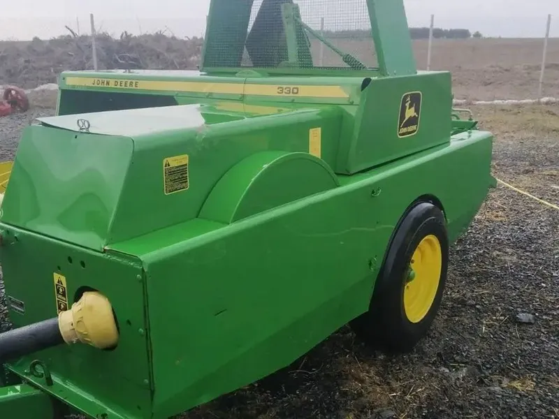 John Deere 330