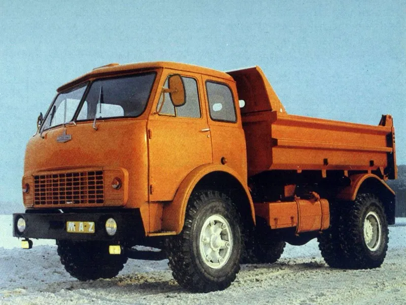 МАЗ 5549