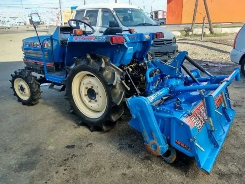 Iseki TA227