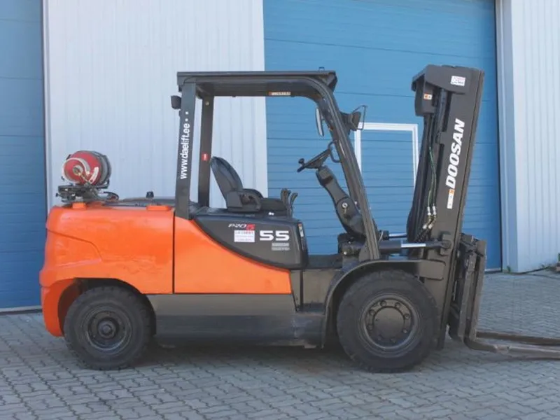 Doosan G55