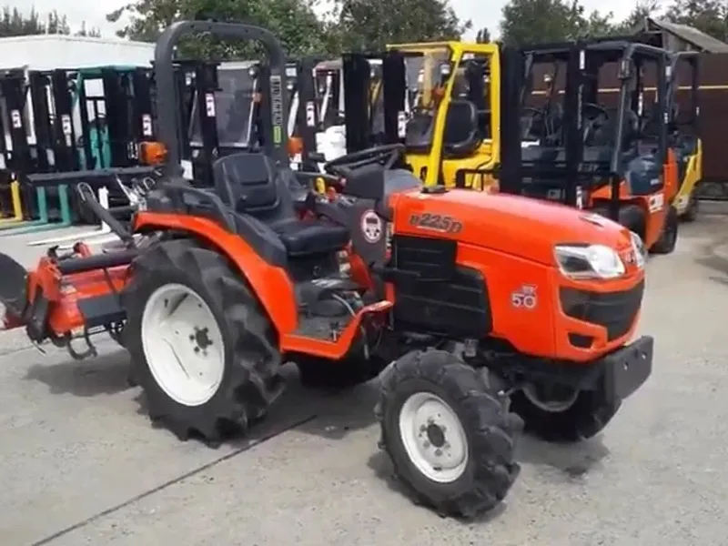 Kubota B225D