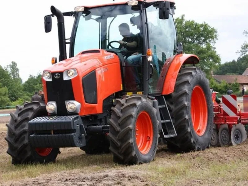 Kubota M110GX