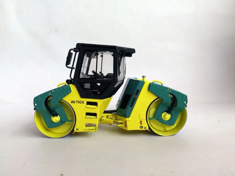 Ammann AV 110 X