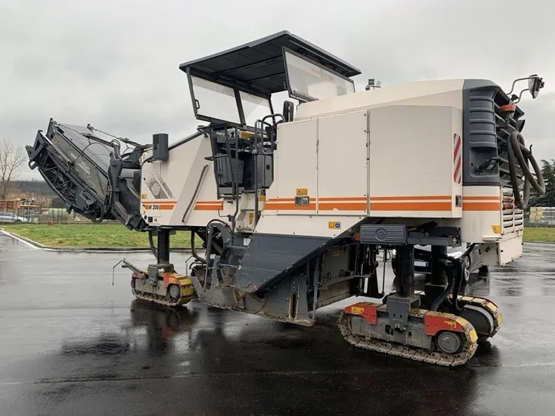 Wirtgen W 200