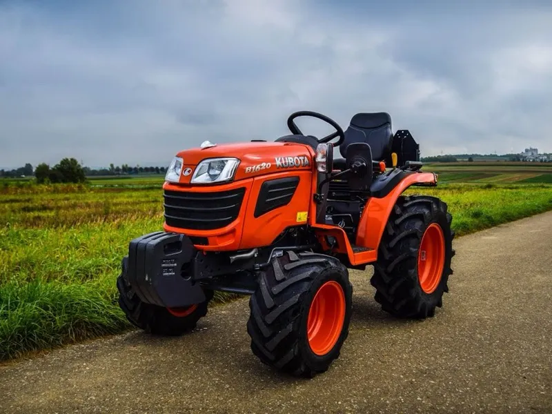 Kubota B1620