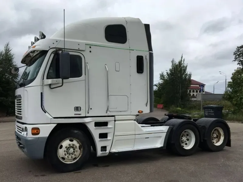 International 9000