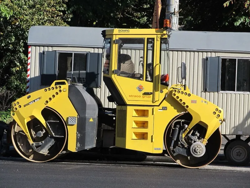 Bomag BW 161 AD-4